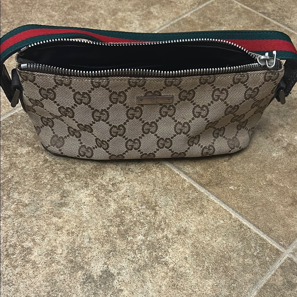 Gucci Beige Monogram Bag with Green and Red Strap